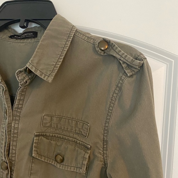 Olive Green Cargo Button-Down Long Sleeve Shirt - Picture 5 of 6